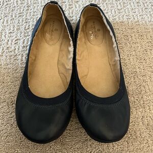 Bandolino ballet navy flats 8 1/2